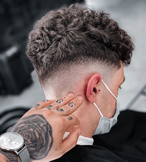 This type of style is perfect for curly hair because it makes your strands a lot easier to manage and they won't feel overwhelming. Crop Haircuts For Men: 35 Fresh Looks For Straight + Curly ...