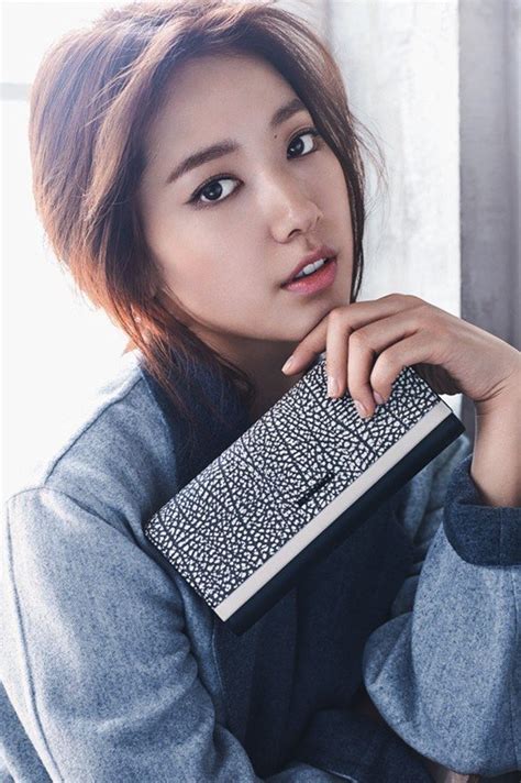 Park Shin Hye Rises As A Chic And Modern Fashion Icon Soompi