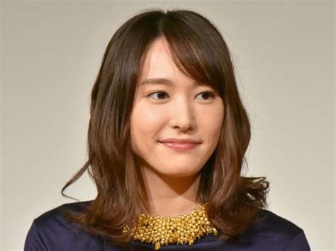 新垣结衣（yui aragaki) on magazine 月刊 旅色 (tabiiro) in may, 2015. 新垣結衣＆『逃げ恥』脚本家 『獣になれない私たち』は社会派 ...