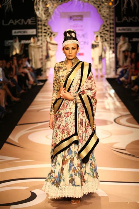 Fashion industry in india has gained a lot of popularityin today's world and has made its mark on the global map. Lakme India Fashion Week 2012 | Lakme Indian Fashion Show ...