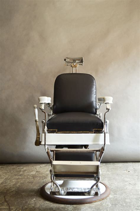 Go up down and recline. - NEW ARRIVAL - 1924 KOKEN HYDRAULIC BARBER CHAIR...