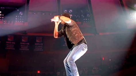 Thats My Kind Of Night Luke Bryan Live At Msg Youtube