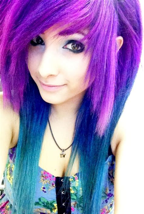 I got bored so i want onto photostudio and turned my hair purple!? 111 best Scene / Emo Character Ideas images on Pinterest