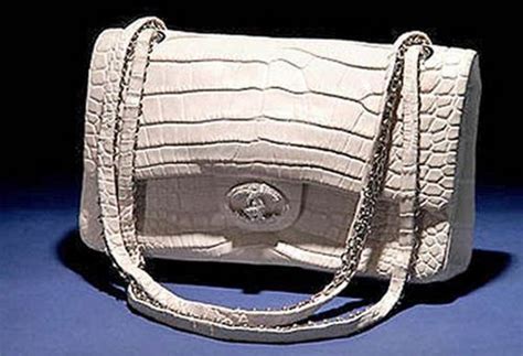Made by some of the elite and giant fashion brands and designers in the world, these purses can cost thousands, tens of thousands and you won't believe this even million. Most Expensive Purses Ever