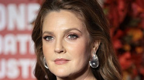 drew barrymore defends talk show return amid writers strike the hollywood reporter