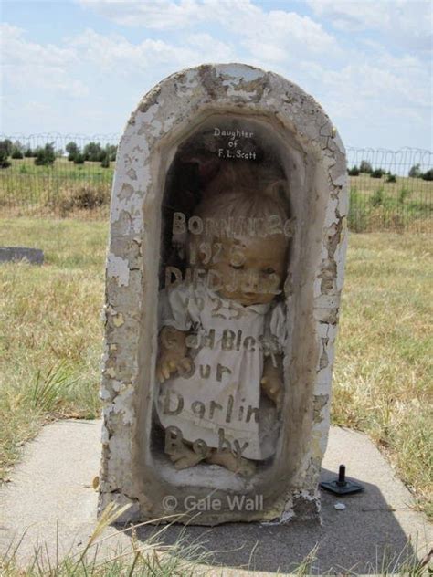 Fairview Unusual Headstones Cemetery Statues Cemetery Art