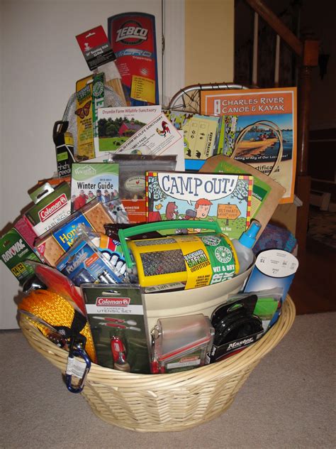 Gift ideas in sports & outdoors. The "Great Outdoors" Basket - 2013 | Raffle basket, Raffle ...