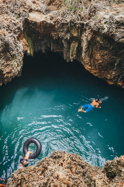 Cabagnow Cave Pool 25 Feet Cave Pool Jump In Bohol