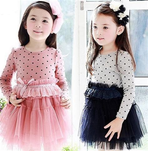 Koleksi gambar, contoh, desain, design, foto & model baju, gaun, dress, busana, pakaian pesta anak perempuan princess trendy mewah branded umur 1, 2, 3, 4, 5, 6, 7, 8, 9, 10, 11, 12 tahun. 16 Model Baju Lebaran Anak Perempuan Umur 12 Tahun - Ragam Muslim