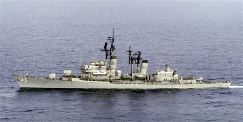 Destroyer History — Farragut Class Guided Missile Frigate