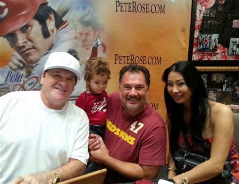 Joshy And I Stumbled Upon Pete Rose And His Wife Michaelscottwoodcock