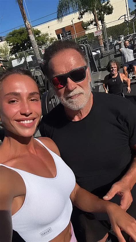 Bradley Castleberry using fake angling against Larry Wheels in this pic