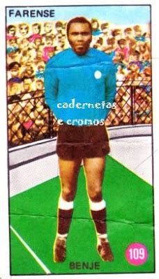 A bola sabe que o médio brasileiro, de 27 anos, tem várias propostas em mãos de clubes da liga e também do estrangeiro. CADERNETAS E CROMOS: SPORTING CLUBE FARENSE - 1975/1976