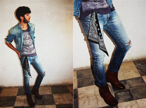 Free delivery for many products! Khalil Zdaa - H&M Shirt - Berzerk | LOOKBOOK