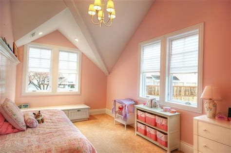 Jadi buat anda yang teringin menukar dekorasi bilik tidur, apakata mula dahulu dengan warna cat. Bilik Tidur Warna Peach | Desainrumahid.com