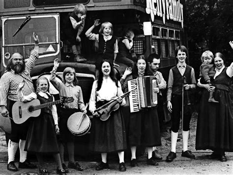 In der schweiz hingegen dürfen frauen sogar erst seit 1971 wählen gehen. The Kelly Family: Früher und heute - GT - Göttinger Tageblatt
