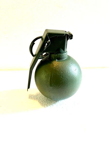 Vietnam War Era Us M67 Fragmentation Hand Grenade Reproduction