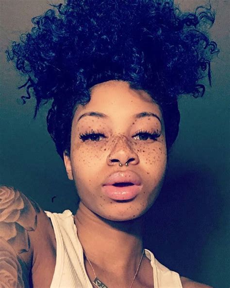 Hey Beauties Follow Honeyparadise For More Black Girls With Freckles Natural Hair