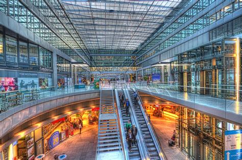 Popular hotel amenities and features. "The Squaire" - Frankfurt Airport | Frankfurt Airport's ...
