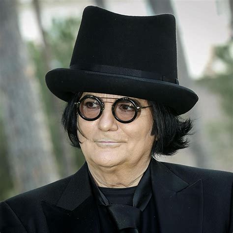 Ascolta renato zero di renato zero su deezer. Renato Zero: 70 anni e un regalo speciale di compleanno ...