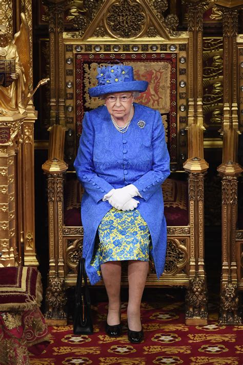Cumpleaños Reina Isabel II Más de 15 000 trajes El estilo de la