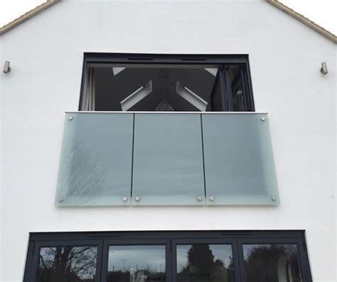 Glass Juliet Balconies Glass Balcony Systems Elite Balustrade In 2022 Juliet Balcony