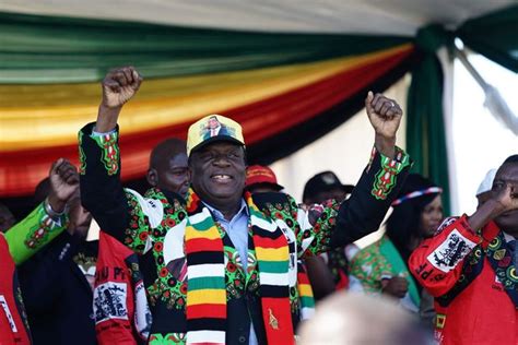 zimbabwe president survives assassination attempt at political rally daily record