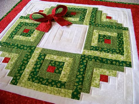The tea cabin quilt is a beautiful country style patchwork quilt made with traditional log cabin blocks and eight point stars. Log Cabin Christmas Wreath Wall Hanging, Plus Bonus ...