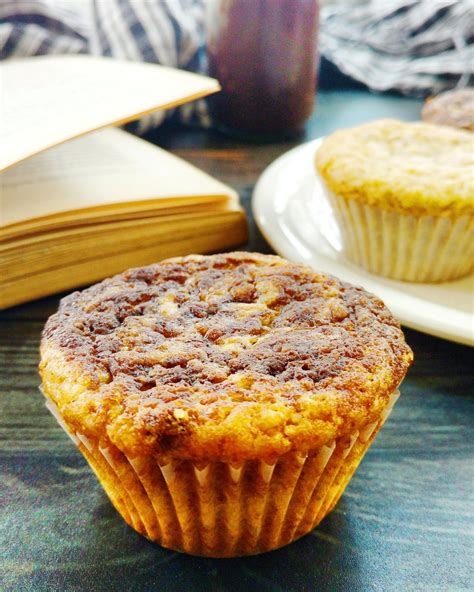 Easy Banana muffins Recipe | flours and frostings