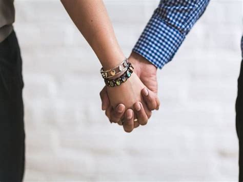 Romantic Partners Influence Each Other S Goals In Long Term Finds Study