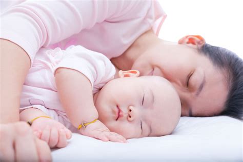 Terdapat beberapa petua yang boleh digunakan bagi semua peringkat umur termasuklah bayi untuk menghilangkan atau mencairkan kahak seperti Ubat Tidur Untuk Bayi - Pertanyaan x