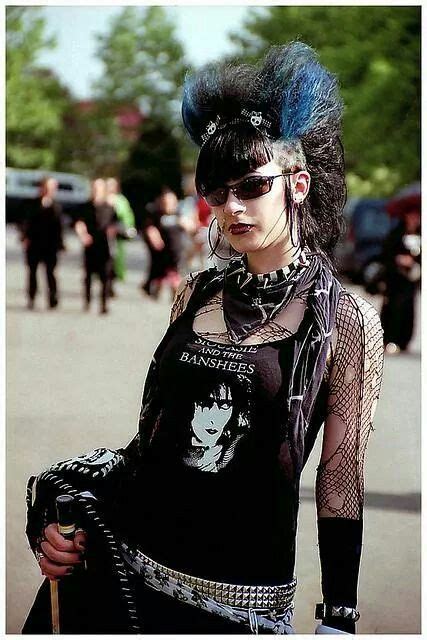 deathrock goth look punk rock princess goth fashion