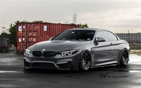 Customize your own luxury car to fit your needs. BMW M4 Convertible in Sakhir Orange