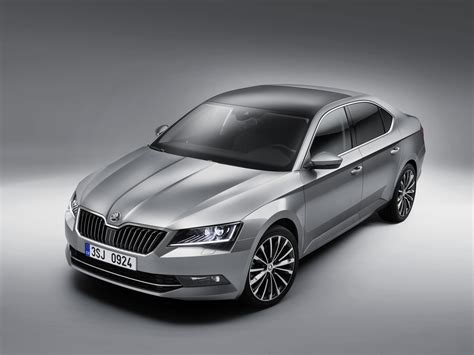 New Skoda Superb Lighter By 75 Kg Launch In India By H2 2016