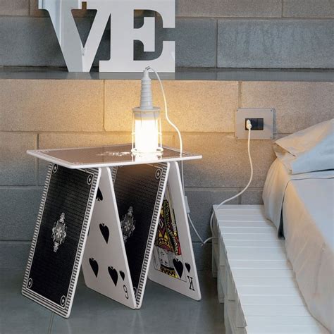 Outstanding Playing Cards Interior Decorations That Will Amaze You