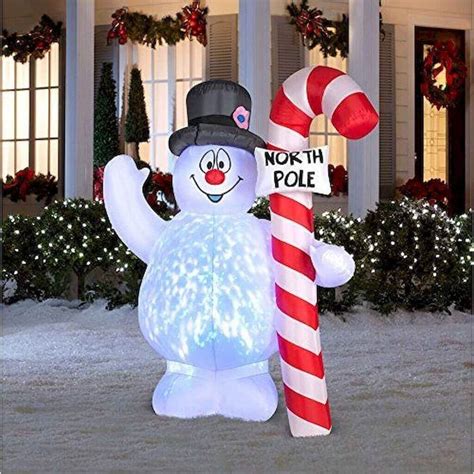 Get The Best Outdoor Snowman Decorations For Christmas