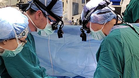 Duke Performs First Adult Dcd Heart Transplant In The Us Charlotte