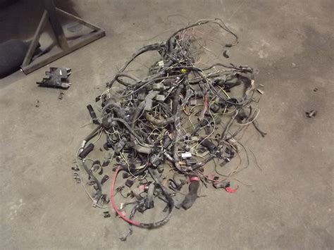 Simplified Wiring Engine Harness for a F350 7.3 - Ford Truck