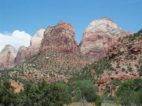 Please note that our elevation is 6,500 feet and overnight utah temperatures can be quite cool in the early spring and late fall. Margy's Musings: Beautiful Zion National Park