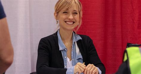 Smallville Star Allison Mack Charged With Sex Trafficking For Nxivm