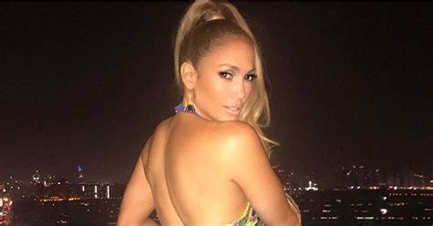 Jennifer Lopez Sexiest Instagram Pictures Popsugar Latina