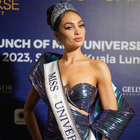 Miss Universo 2023 Los Vestidos Y Trajes Típicos Más Memorables Del Certamen Glamour