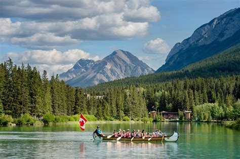 Tripadvisor Big Canoe Tour Durch Den Banff Nationalpark Zur Verfügung
