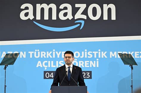 E-commerce giant Amazon opens its first logistics center in Türkiye