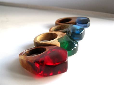 © Atelier De Jade Wood And Resin Ring Made In Belgium Bagues En Résine