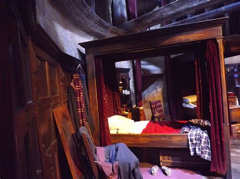 Gryffindor Bedroom The Making Of Harry Potter Warner Bros Studio