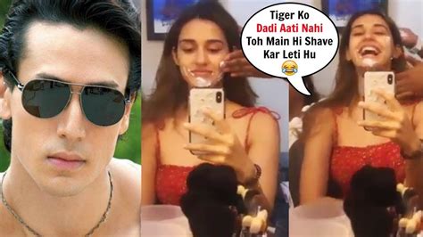 Disha Patani Makes Fun Of Tiger Shroff After Breakup News Youtube