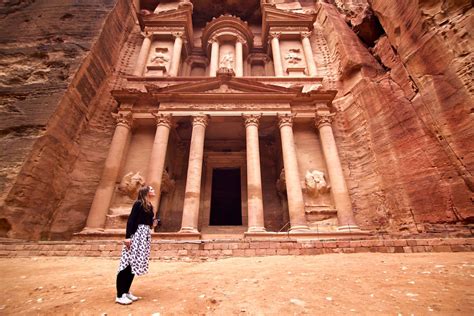 Petra Tour Review Visiting The Ancient City Of Petra Jordan 2019 Guide