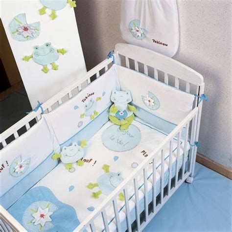Ce tour de lit complet pour lit bébé, 60 x 120 cm, en coton bio, konges slojd est la solution que recherche les parents qui souhaitent protéger entièrement le contour de leur lit. Mon Bébé: Tour de lit bébé