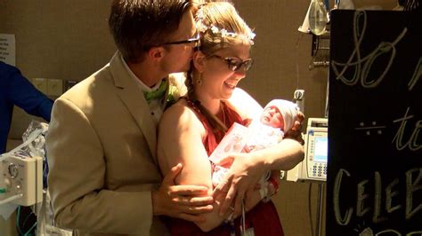 Couple Gets Married In Hospital Five Hours After Bride Gives Birth Kutv